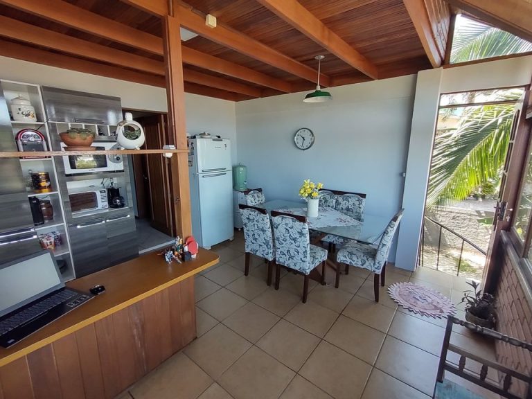 CASA COM 2 DORMITÓRIOS NA AV. CEL.TRAVASSOS, OURO BRANCO NH