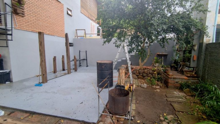 CASA COM 2 DORMITÓRIOS NA AV. CEL.TRAVASSOS, OURO BRANCO NH