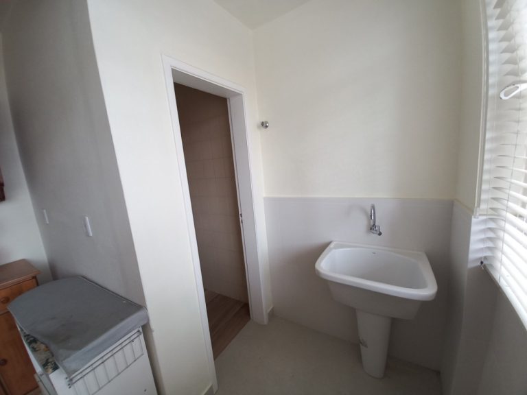APARTAMENTO COM 3 DORMITÓRIOS COM GARAGEM NO CENTRO NH