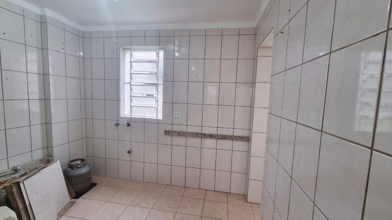 APARTAMENTO COM 3 DORMITÓRIOS TRANSFORMADO EM DOIS DORMITÓRIOS, UMA VAGA DE GARAGEM ROTATIVA, SÃO LEOPOLDO
