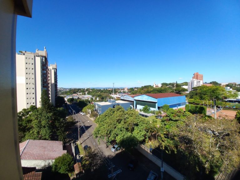 APARTAMENTO COM 3 DORMITÓRIOS, SENDO UM SUÍTE, DUAS VAGAS DE GARAGEM, NO VILA NOVA  NH