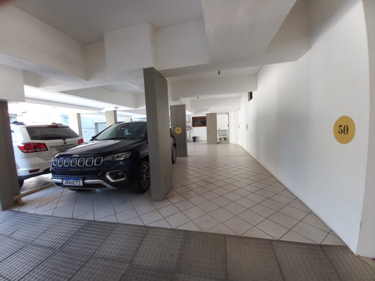 APARTAMENTO COM 3 DORMITÓRIOS, SENDO UM SUÍTE, DUAS VAGAS DE GARAGEM, NO VILA NOVA  NH