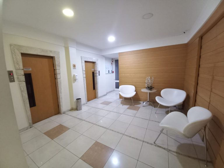 APARTAMENTO COM 2 DORMITÓRIOS+DEPENDÊNCIA NO CENTRO DE NOVO HAMBURGO