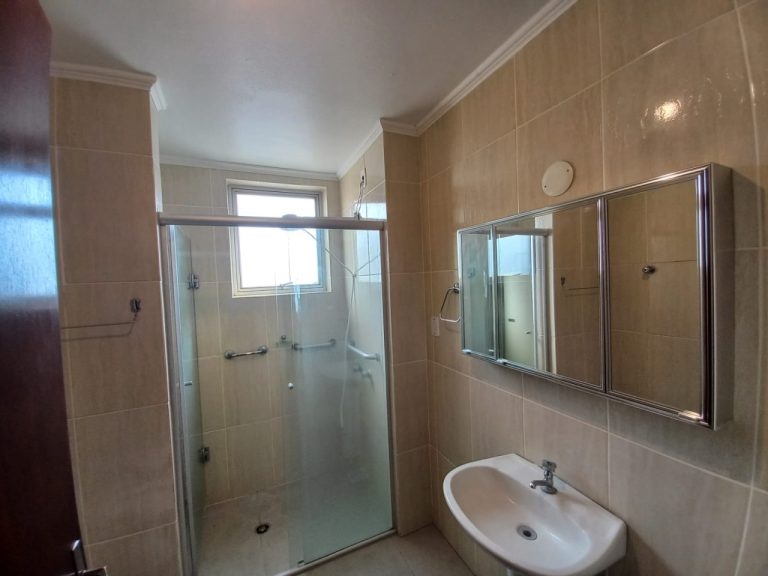 APARTAMENTO COM 2 DORMITÓRIOS+DEPENDÊNCIA NO CENTRO DE NOVO HAMBURGO