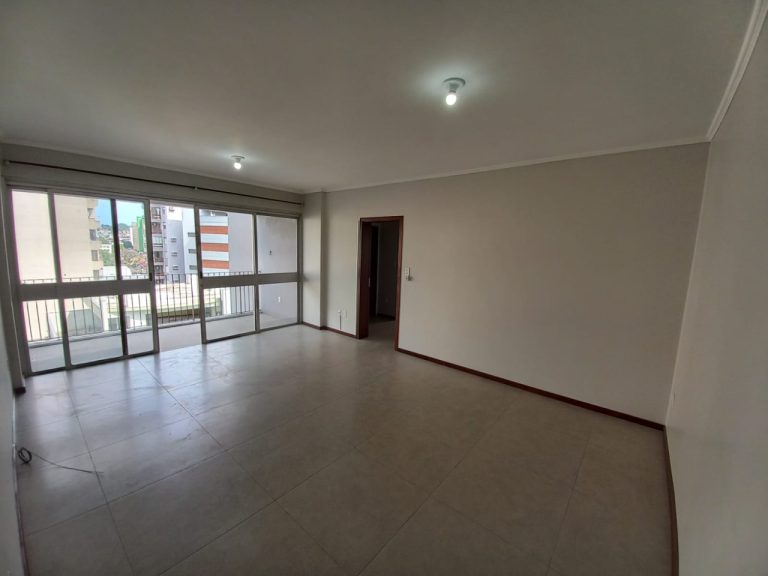 APARTAMENTO COM 2 DORMITÓRIOS+DEPENDÊNCIA NO CENTRO DE NOVO HAMBURGO