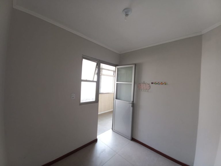 APARTAMENTO COM 2 DORMITÓRIOS+DEPENDÊNCIA NO CENTRO DE NOVO HAMBURGO