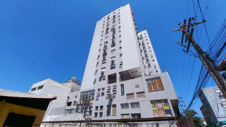 APARTAMENTO COM 2 DORMITÓRIOS+DEPENDÊNCIA NO CENTRO DE NOVO HAMBURGO