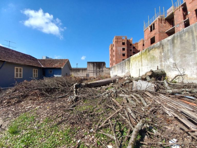 TERRENO COM 873,60M2 COM PROJETO REGABI APROVADO PARA EMPREENDIMENTO NO RIO BRANCO