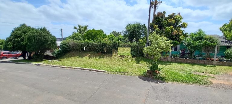 TERRENO COM 464,16M2 ÁREA TOTAL EM CAMPO BOM