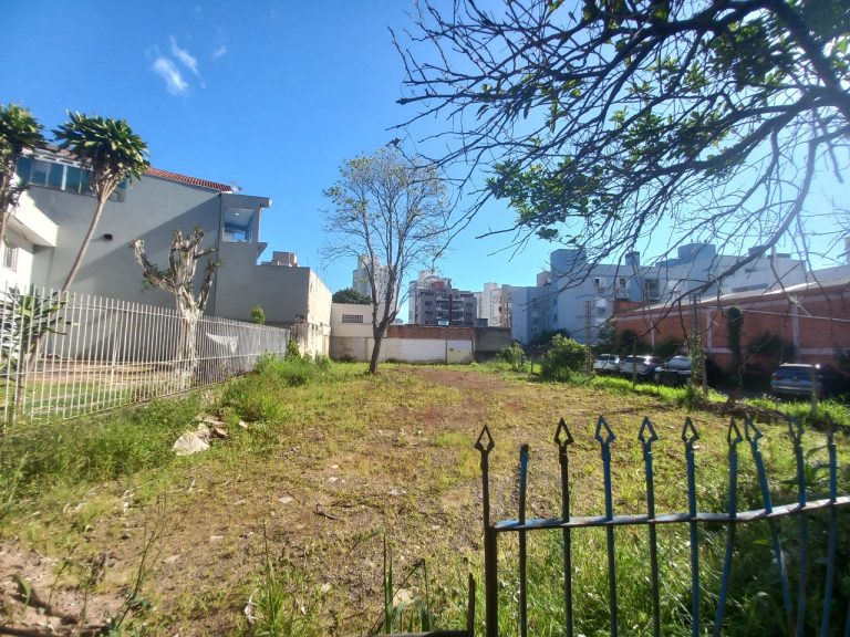 TERRENO PLANO COM 891,00M2 DE ÁREA TOTAL, NO PÁTRIA NOVA