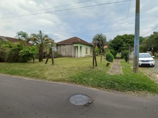 TERRENO PLANO DE ESQUINA COM 435,60M2 NO VILA NOVA NOVO HAMBURGO