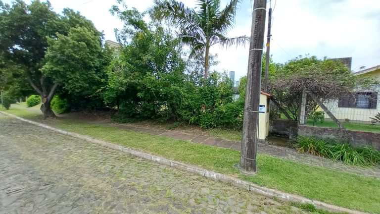 TERRENO PLANO DE ESQUINA COM 435,60M2 NO VILA NOVA NOVO HAMBURGO