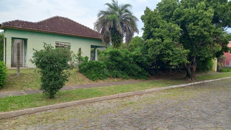 TERRENO PLANO DE ESQUINA COM 435,60M2 NO VILA NOVA NOVO HAMBURGO