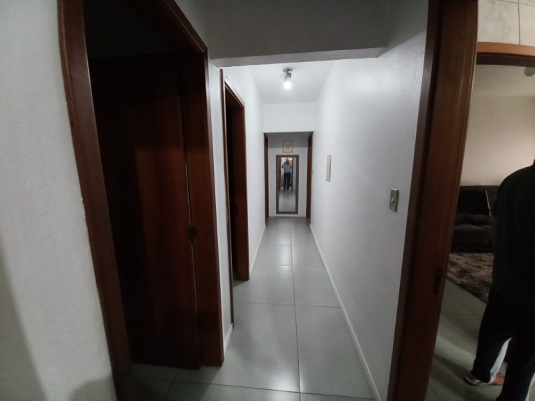 CASA COM 4 DORMITÓRIOS, SENDO UM SUÍTE, GARAGEM, NO PÁTRIA NOVA