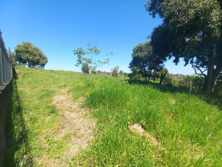 TERRENO COM 399,62M2 FRENTE NORTE NO ENCOSTA DO SOL ESTÃNCIA VELHA