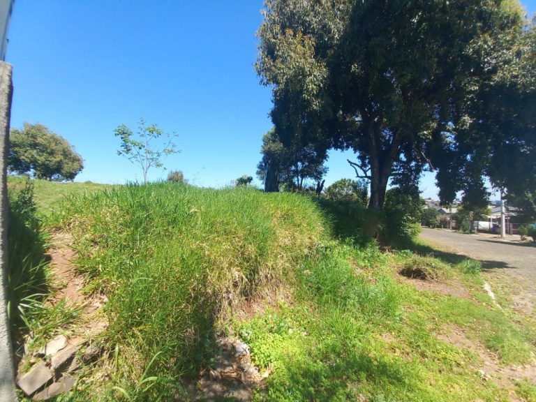 TERRENO COM 399,62M2 FRENTE NORTE NO ENCOSTA DO SOL ESTÃNCIA VELHA