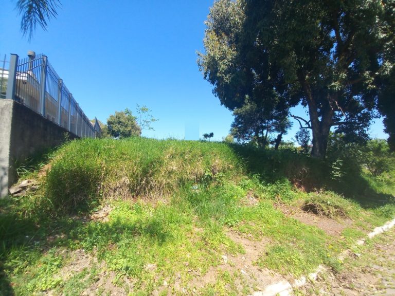 TERRENO COM 399,62M2 FRENTE NORTE NO ENCOSTA DO SOL ESTÃNCIA VELHA