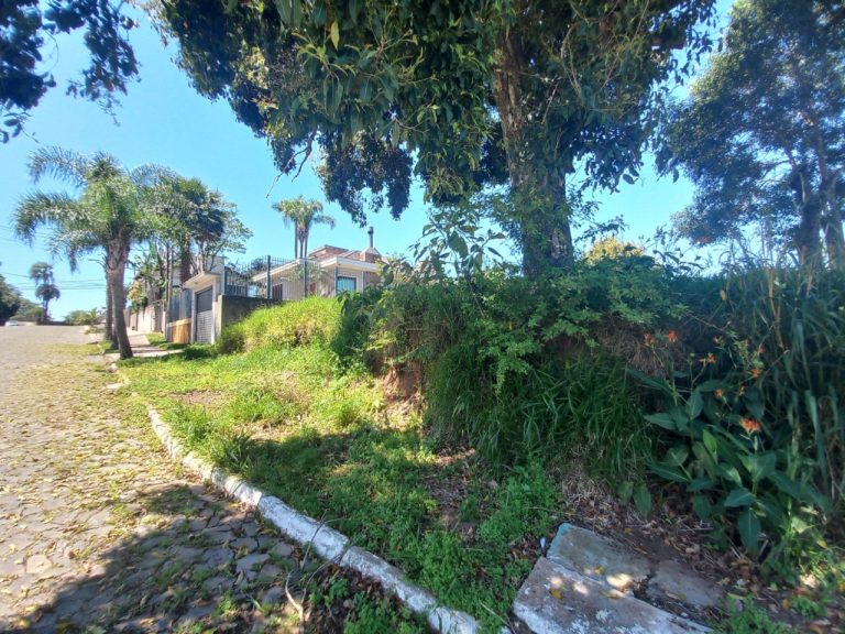 TERRENO COM 399,62M2 FRENTE NORTE NO ENCOSTA DO SOL ESTÃNCIA VELHA