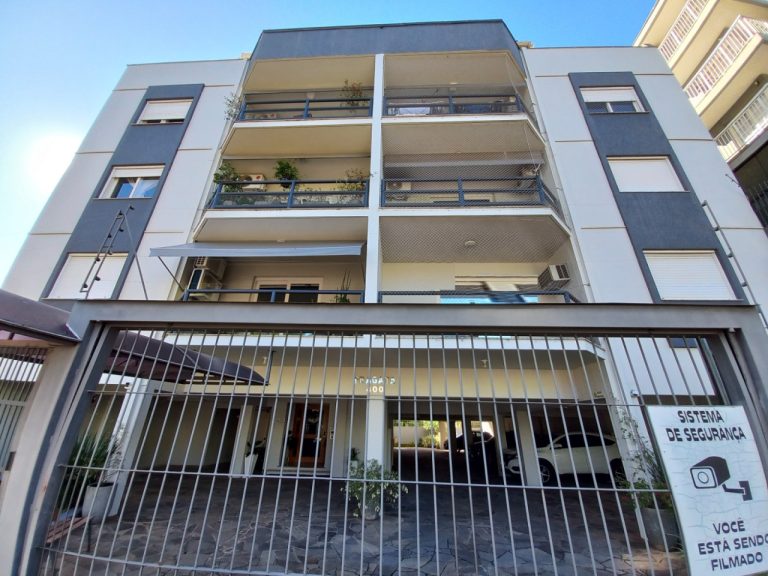 APARTAMENTO COM 2 DORMITÓRIOS, UMA GARAGEM NO IDEAL