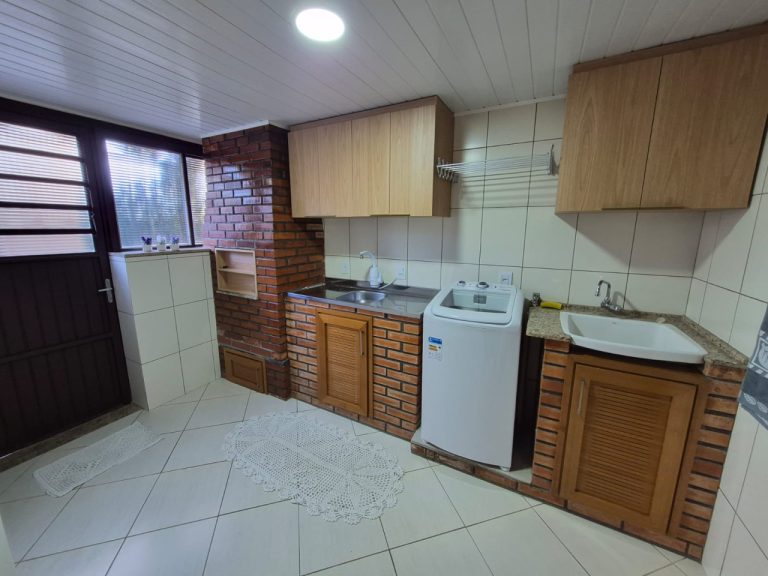 CASA EM CONDOMÍNIO COM 2 DORMITÓRIOS, NO RONDÔNIA