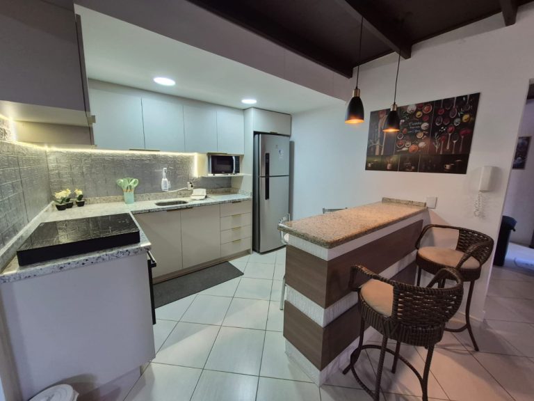 CASA EM CONDOMÍNIO COM 2 DORMITÓRIOS, NO RONDÔNIA