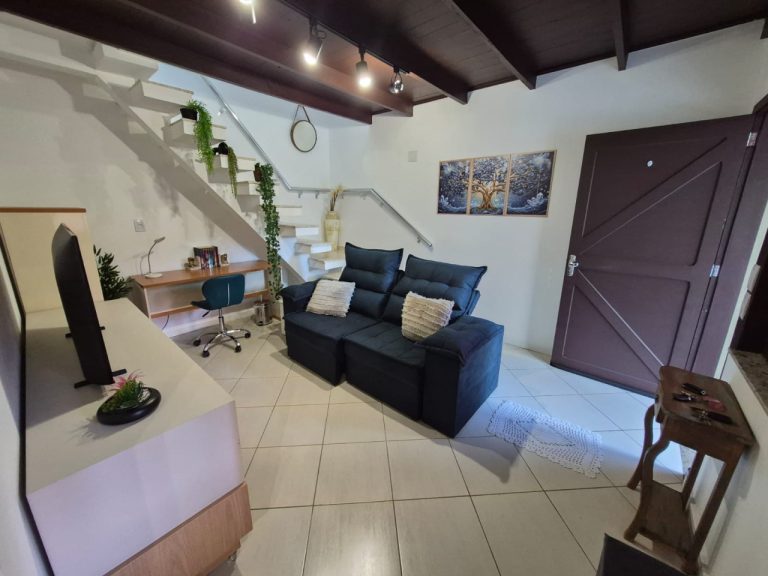 CASA EM CONDOMÍNIO COM 2 DORMITÓRIOS, NO RONDÔNIA