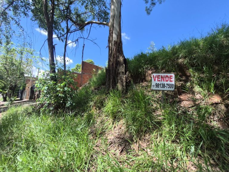 TERRENO EM ACLIVE COM 360,00M2 ÁREA TOTAL, NO PETRÓPOLIS NOVO HAMBURGO