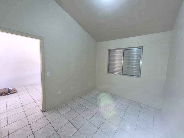 CASA EM CONDOMÍNIO PARA ALUGUEL COM 2 DORMITÓRIOS, GAREGEM, EM CANUDOS NH