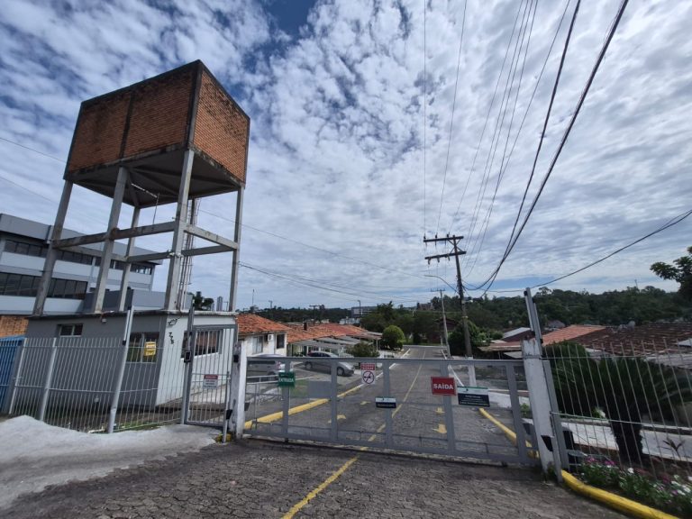CASA EM CONDOMÍNIO PARA ALUGUEL COM 2 DORMITÓRIOS, GAREGEM, EM CANUDOS NH