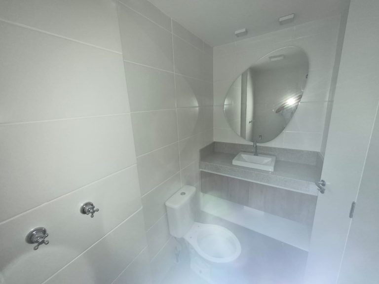 APARTAMENTO COM 3 DORMITÓRIOS, SENDO UM SUÍTE, DUAS VAGAS DE GARAGEM, CENTRO NH
