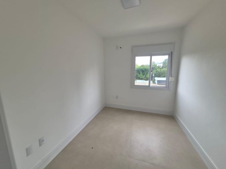 APARTAMENTO COM 3 DORMITÓRIOS, SENDO UM SUÍTE, DUAS VAGAS DE GARAGEM, CENTRO NH