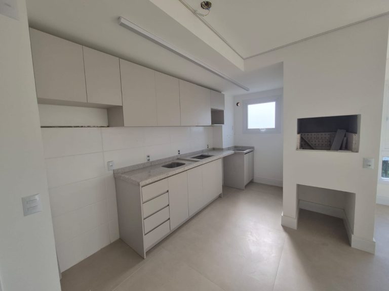 APARTAMENTO PARA ALUGUEL COM 3 DORMITÓRIOS, SENDO UM SUÍTE, DUAS VAGAS DE GARAGEM, CENTRO NH