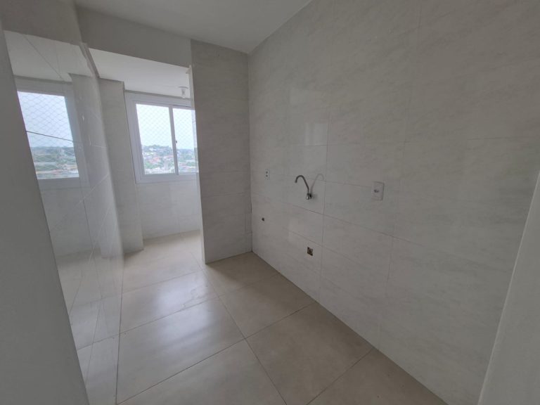 APARTAMENTO COM 2 DORMITÓRIOS, GARAGEM, NO RIO BRANCO