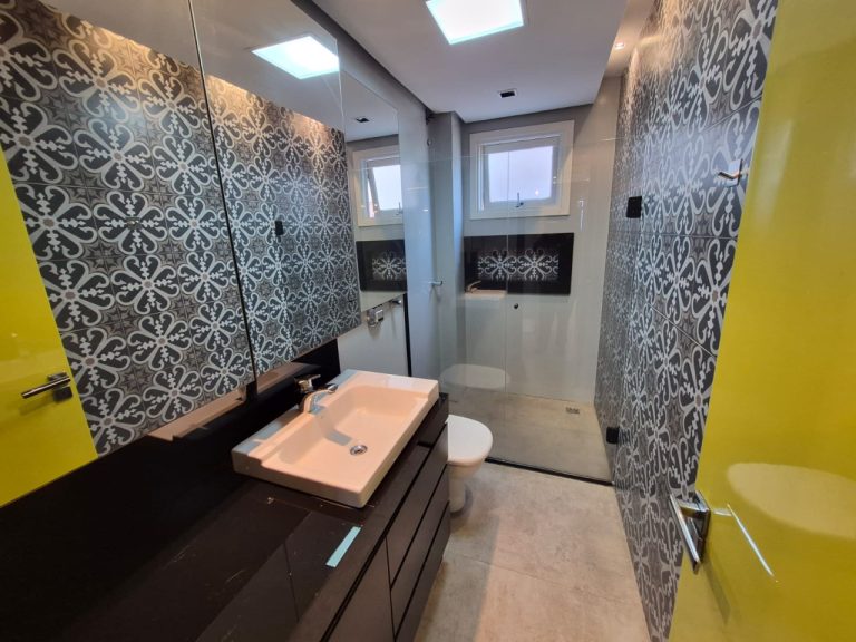 APARTAMENTO COM 2 DORMITÓRIOS, GARAGEM, NA VILA NOVA NH