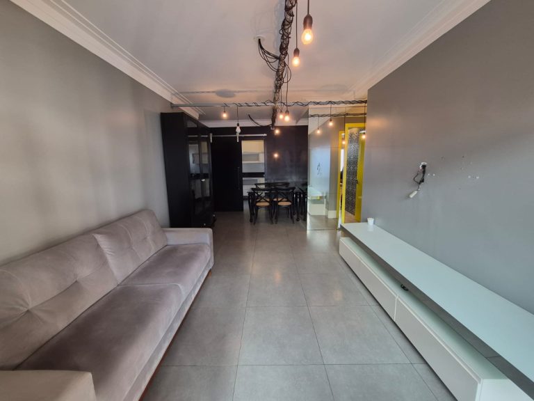 APARTAMENTO COM 2 DORMITÓRIOS, GARAGEM, NA VILA NOVA NH