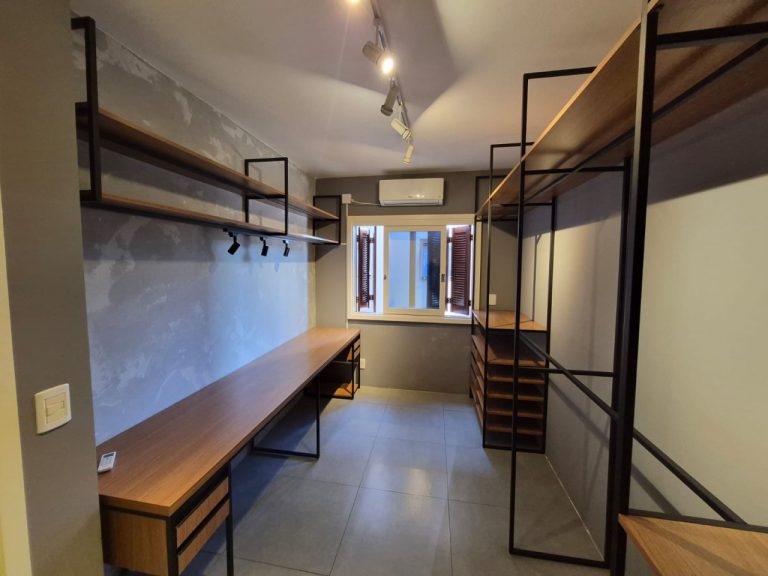 APARTAMENTO COM 2 DORMITÓRIOS, GARAGEM, NA VILA NOVA NH