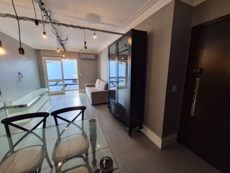 APARTAMENTO COM 2 DORMITÓRIOS, GARAGEM, NA VILA NOVA NH
