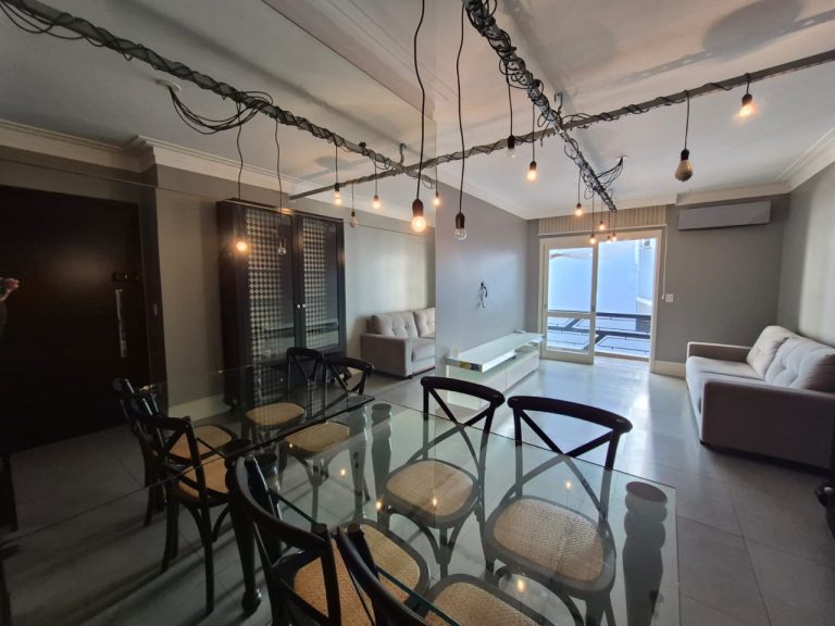 APARTAMENTO COM 2 DORMITÓRIOS, GARAGEM, NA VILA NOVA NH