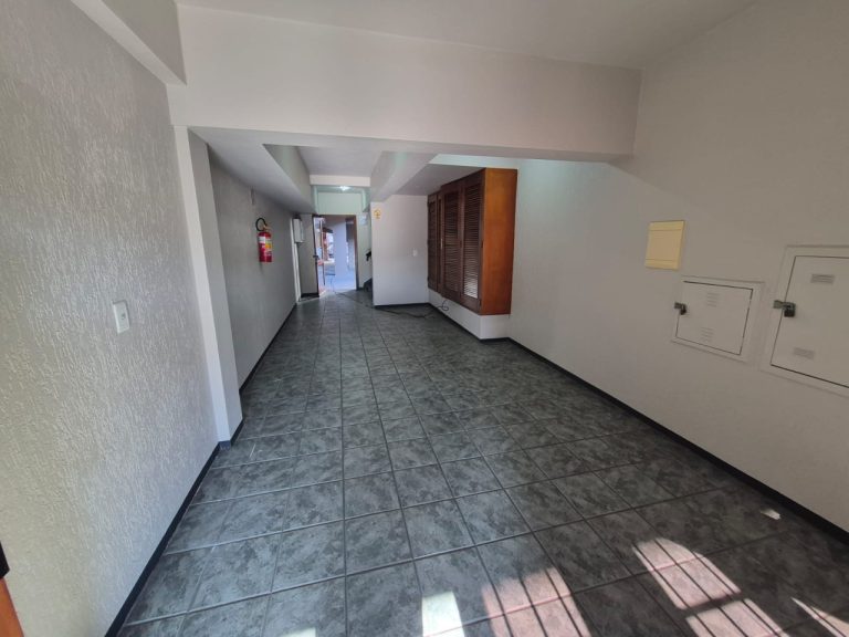 APARTAMENTO COM 2 DORMITÓRIOS, GARAGEM, NA VILA NOVA NH