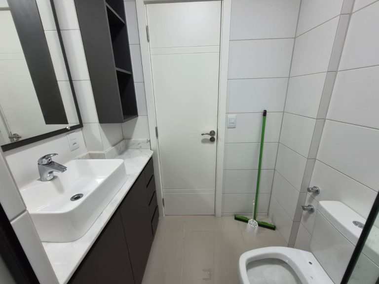 APARTAMENTO PARA ALUGUEL COM 2 DORMITÓRIOS, SENDO UM SUÍTE, DUAS GARAGENS, NO VILA ROSA NH