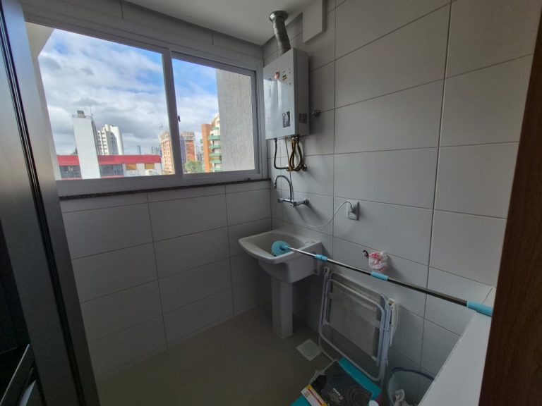 APARTAMENTO PARA ALUGUEL COM 2 DORMITÓRIOS, SENDO UM SUÍTE, DUAS GARAGENS, NO VILA ROSA NH